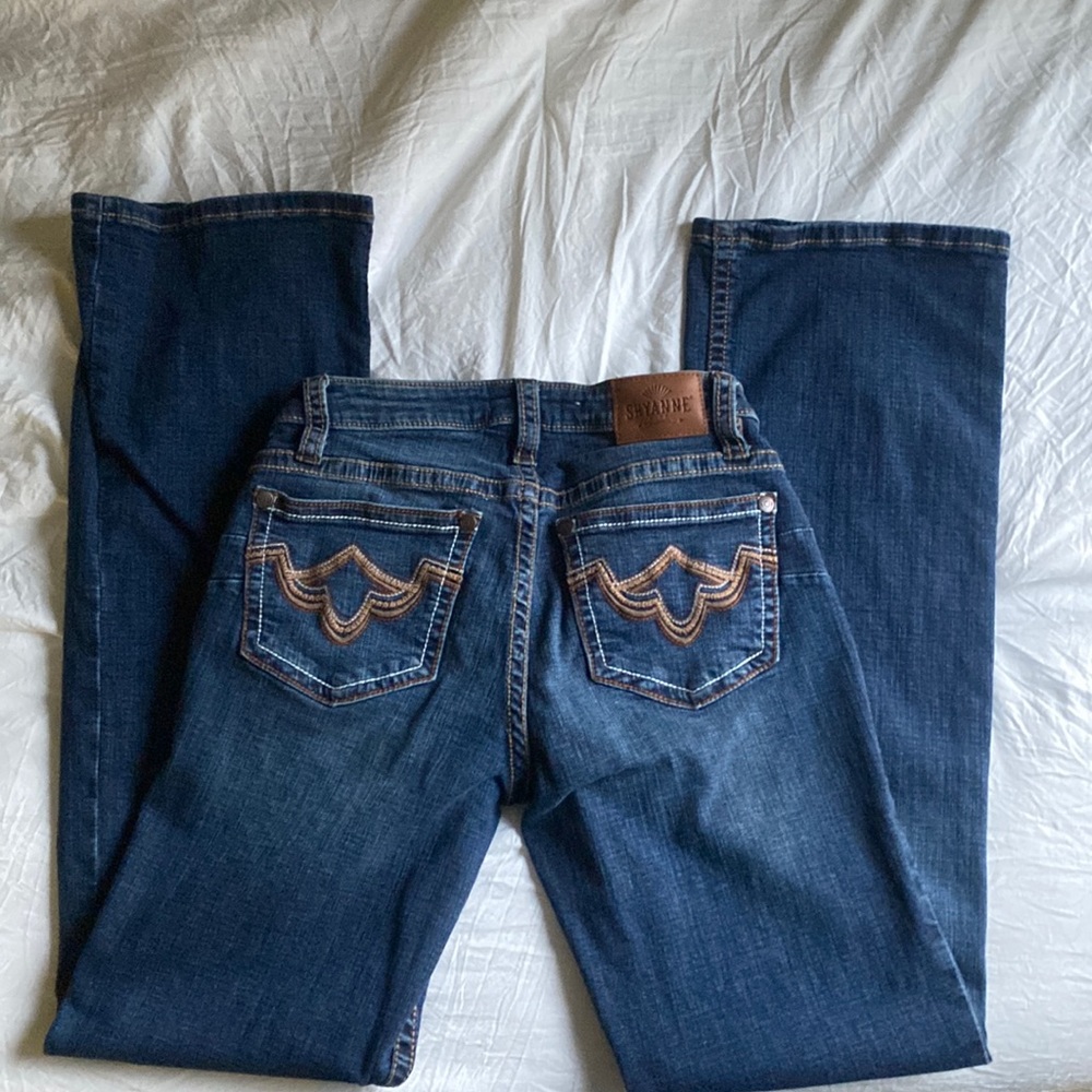 womens size 28 shyanne boot cut jeans